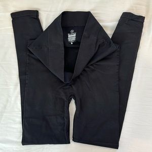 BLANQI EVERYDAY
Highwaist Postpartum Nursing Support Leggings size large size M